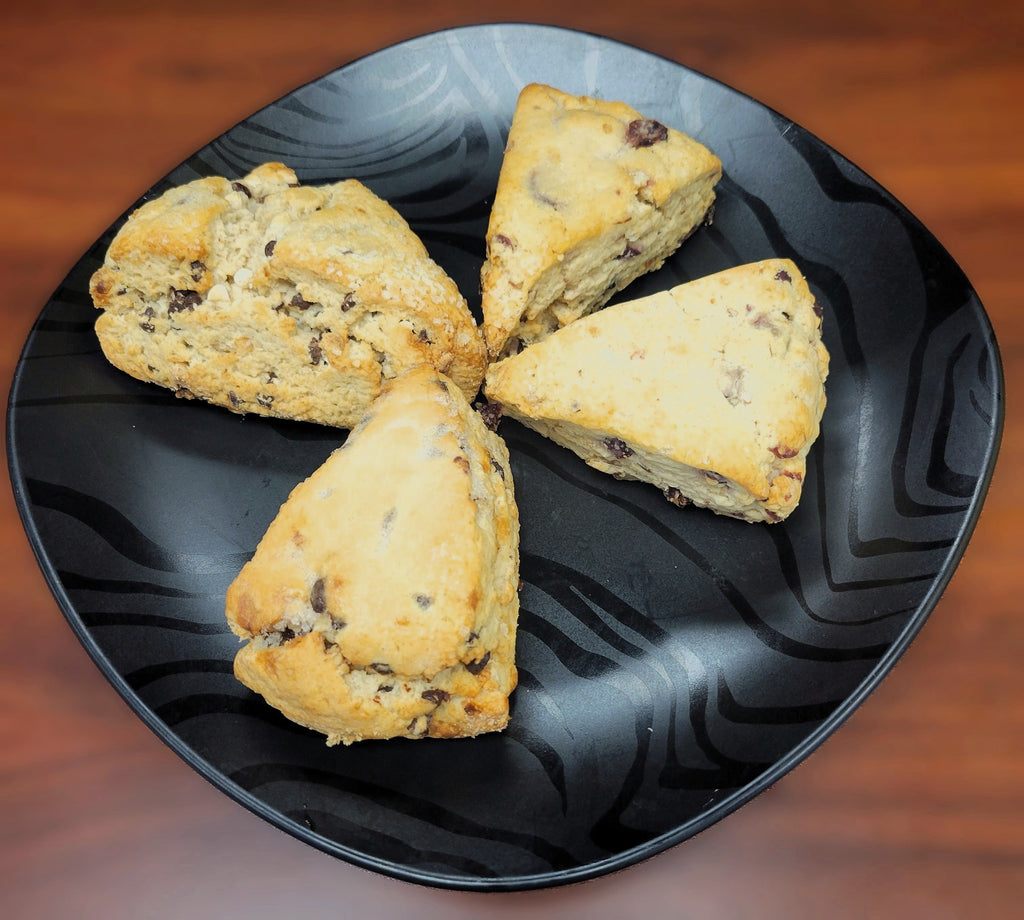 Thaw and Eat Gluten Free Scones (2 Chocolate Chip/2 Cranberry Almond)- Large Dessert